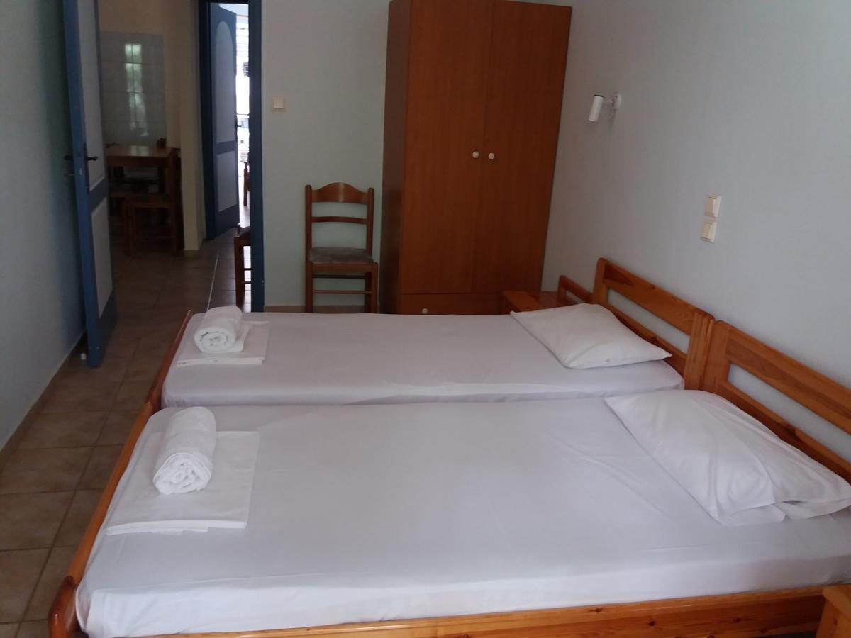 Aparthotel Garyfallia 3*