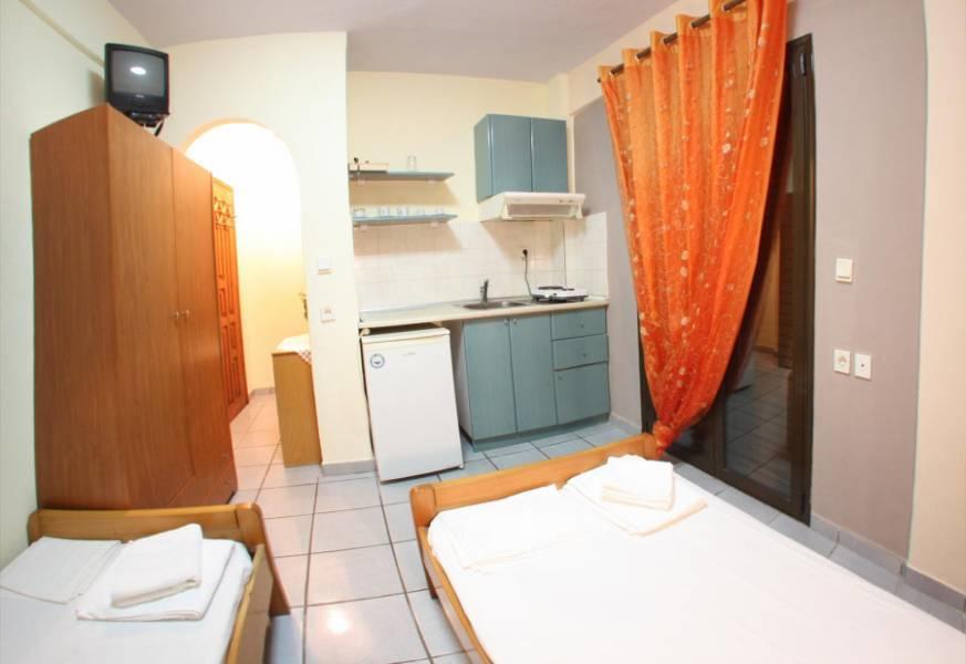 Bed & Breakfast Flora Porto Koufo