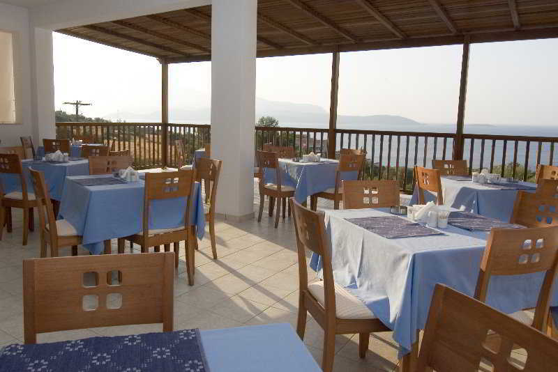 Naftilos Hotel 3*