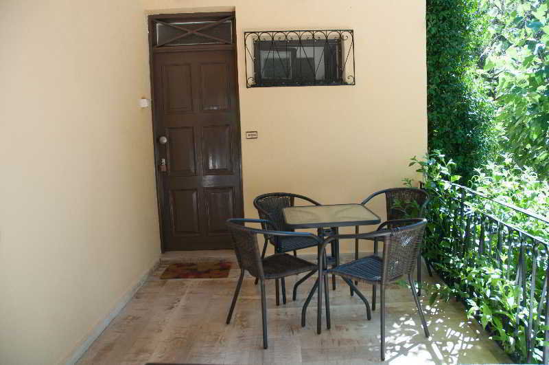 Apartment Kokoros *