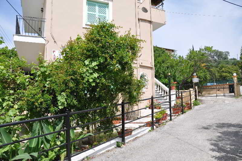 Paraskevi Apartment *