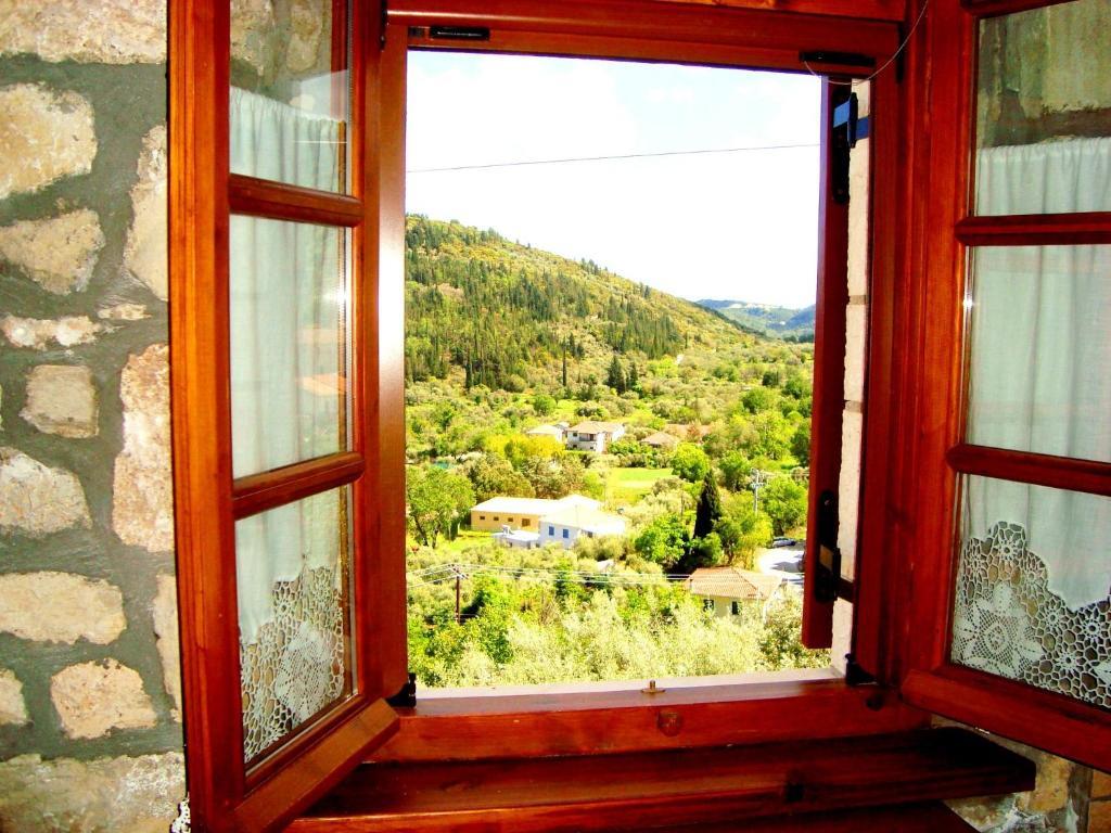 The Stone House * Asprogerakata