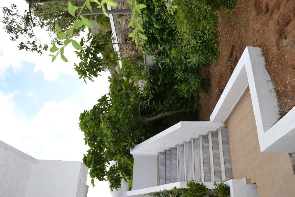 Aparthotel Karavos Archangelos (Rhodes)