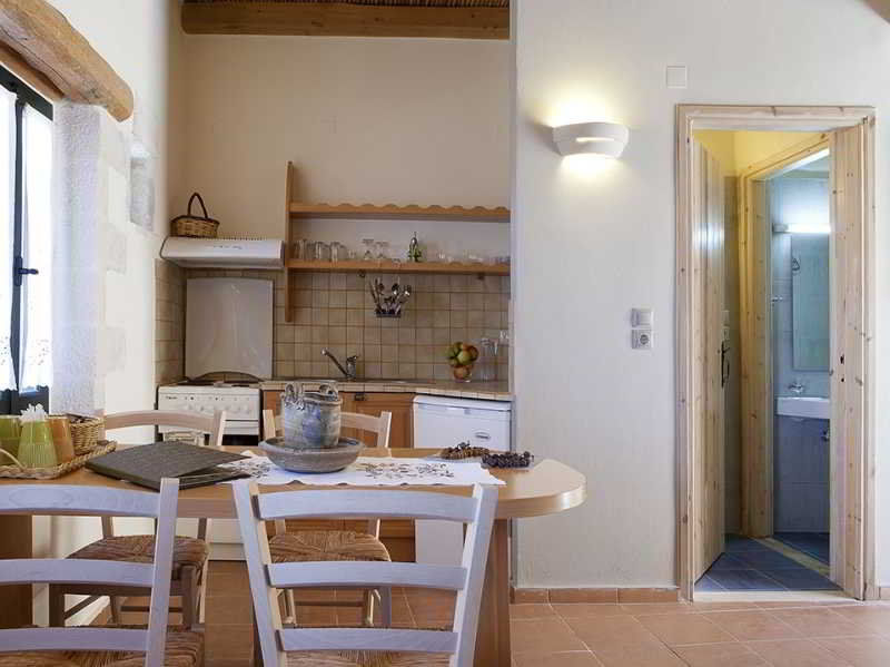 Apartment Traditional