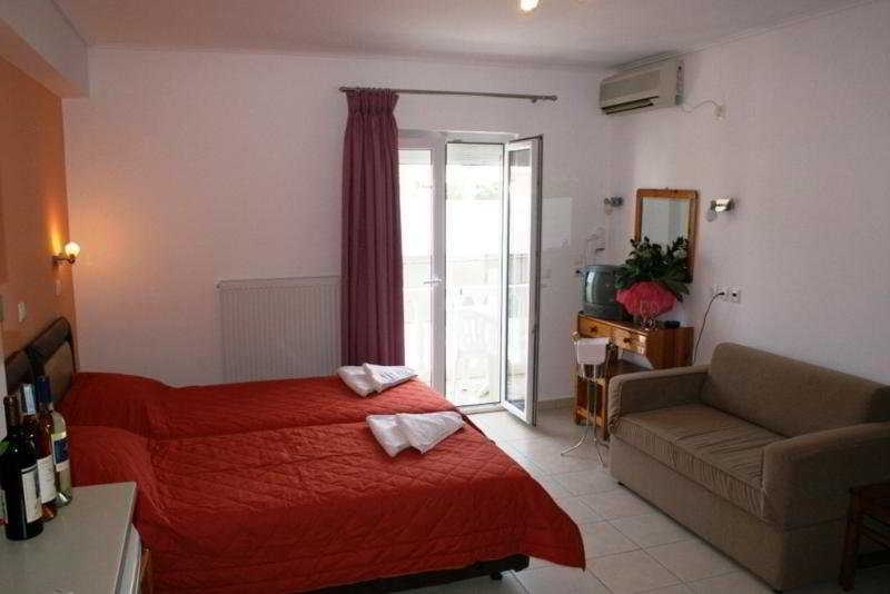 Aria Aparthotel 2*