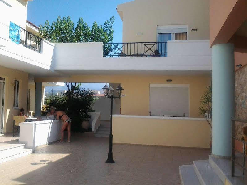 Okeanis II Aparthotel