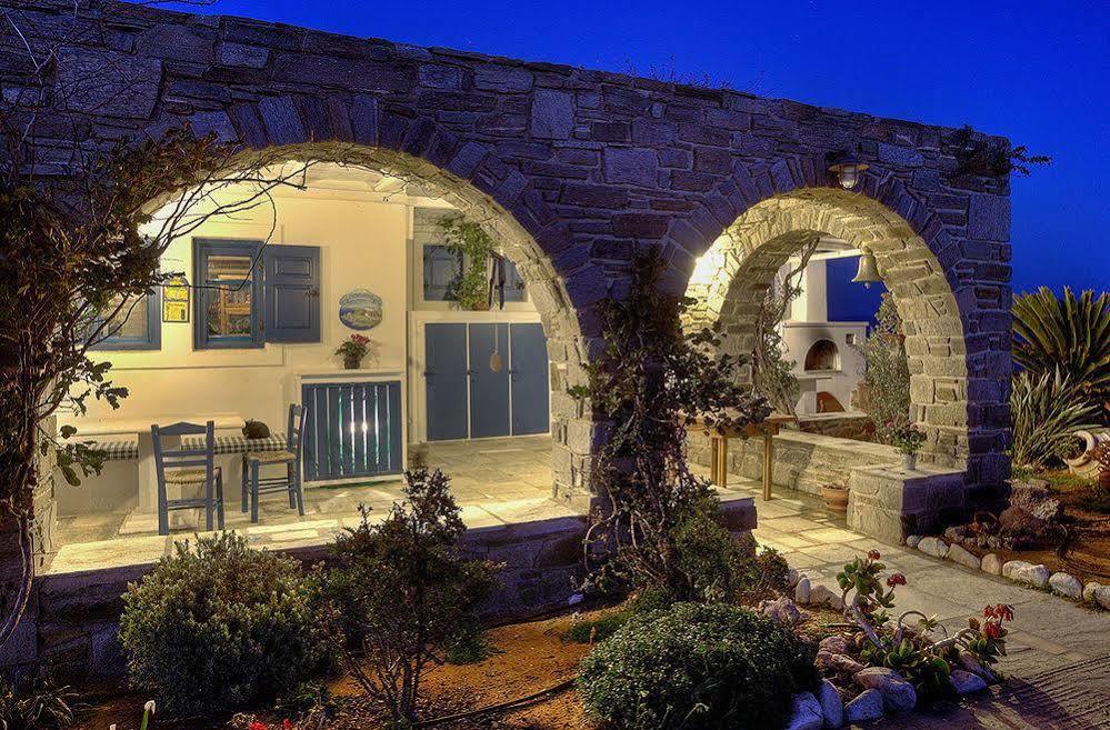 Villa Martineli - A Beachfront Estate *