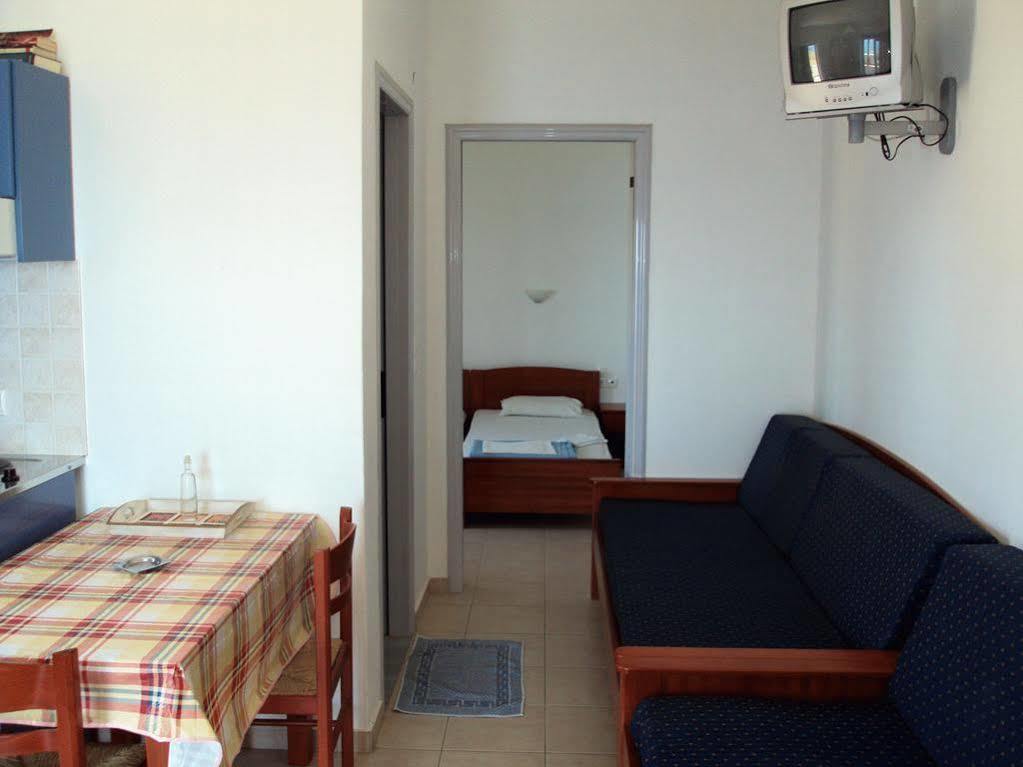 Filoxenia Apartment *