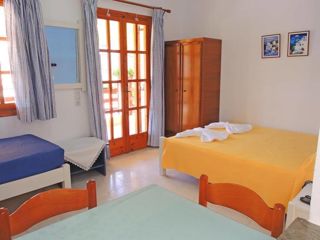 Zorbas Hotel & Apartments Agia Pelagia (Crete)