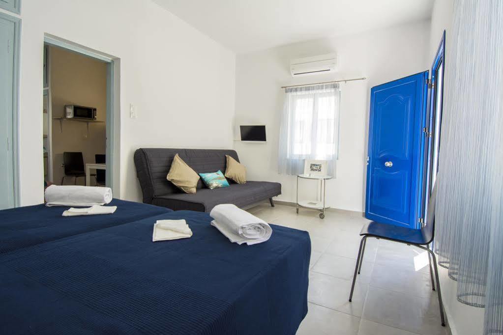 Folia Fira (Santorini)