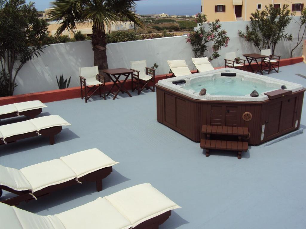 Romantic 3*
