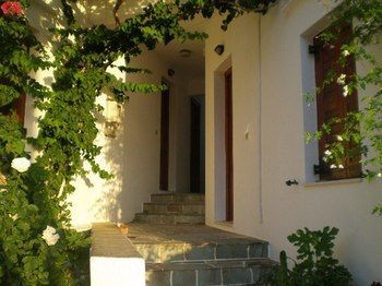 Guest house Froudi 2*