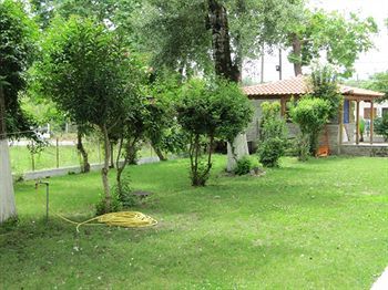 Pieria 3*