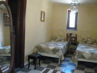 Hotel Traditional Ianthe 3*