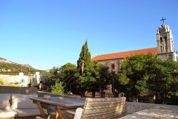Spitakia Apartment Avgonima