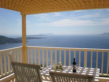 Urania Luxury Villas Villa Pondi
