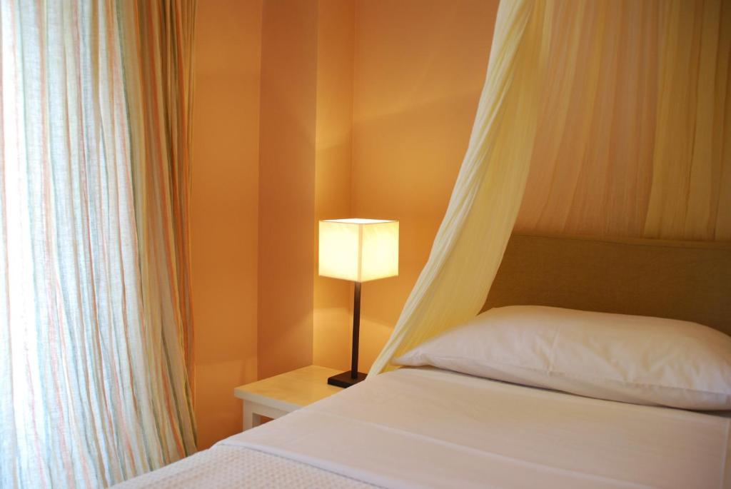 Opos Agapate Guest house