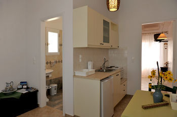 Apartment Tsakanos *