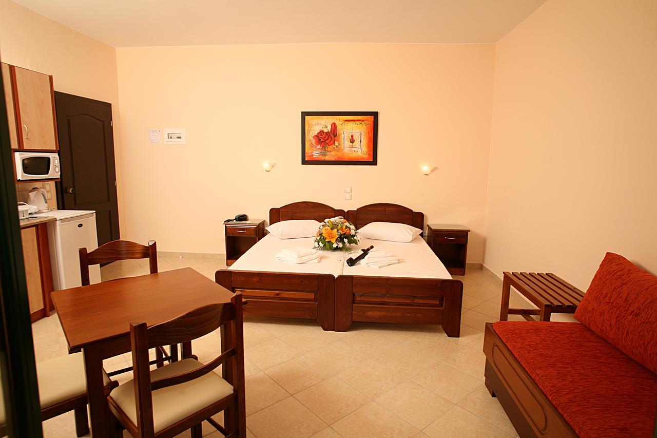 Aparthotel Kouros