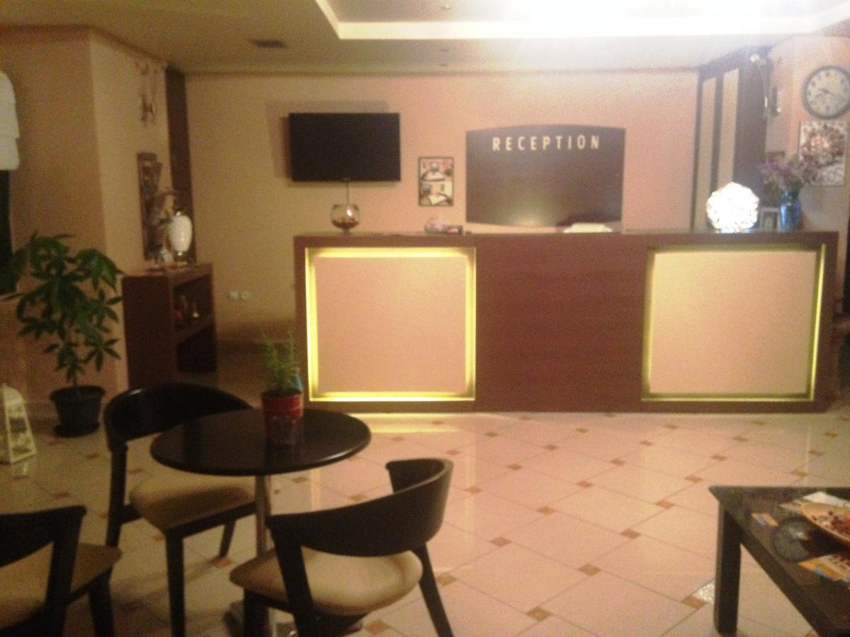 Aparthotel Kouros Paralia Vrachou