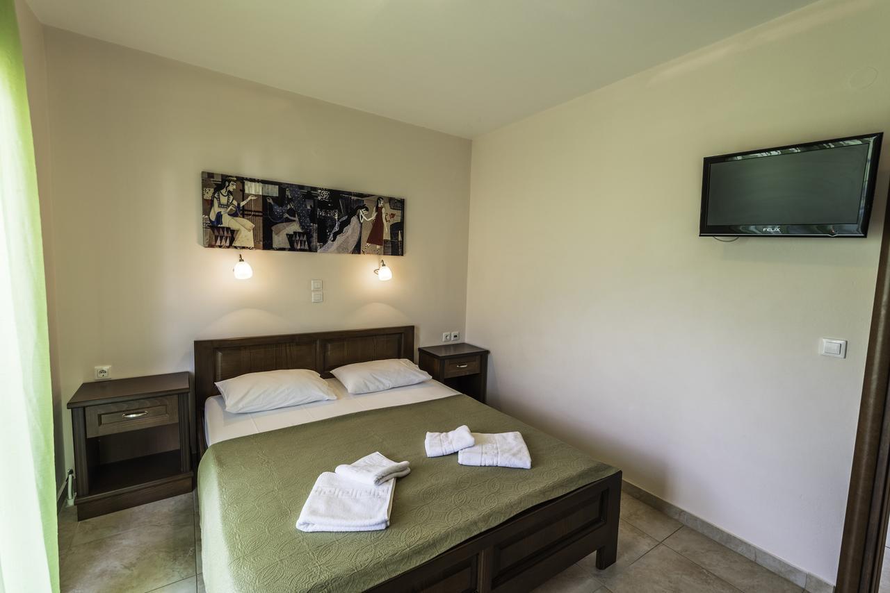 Aparthotel Zeus *