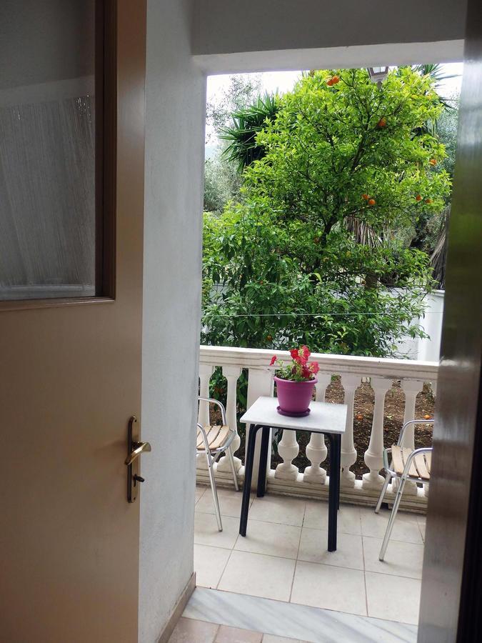Aparthotel Petros *