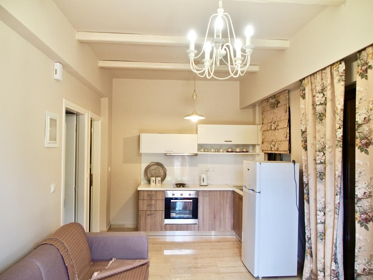 Lena Mare Aparthotel