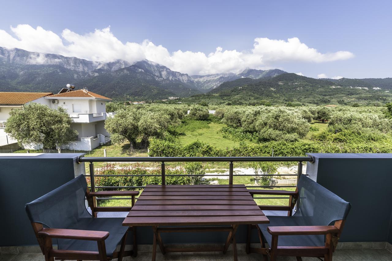 Zeus Aparthotel