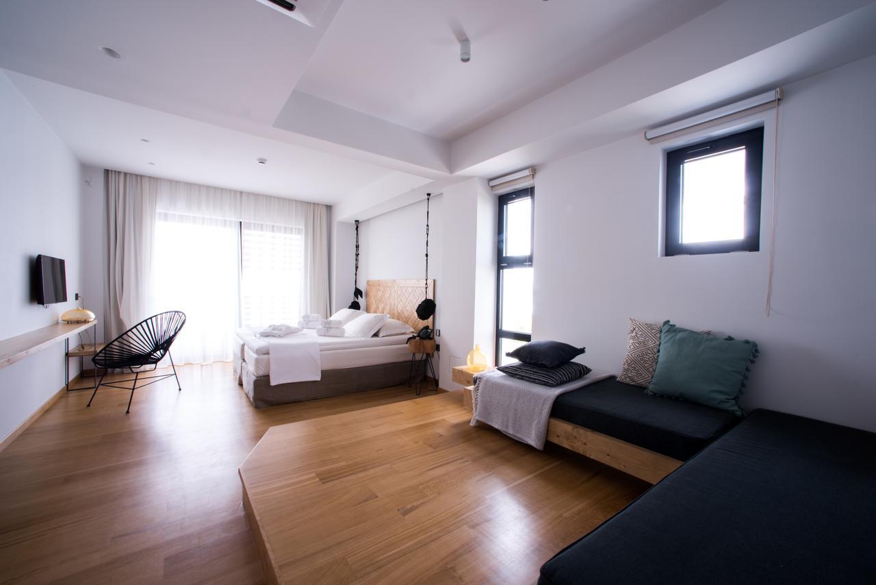 Sunday Boutique 4*