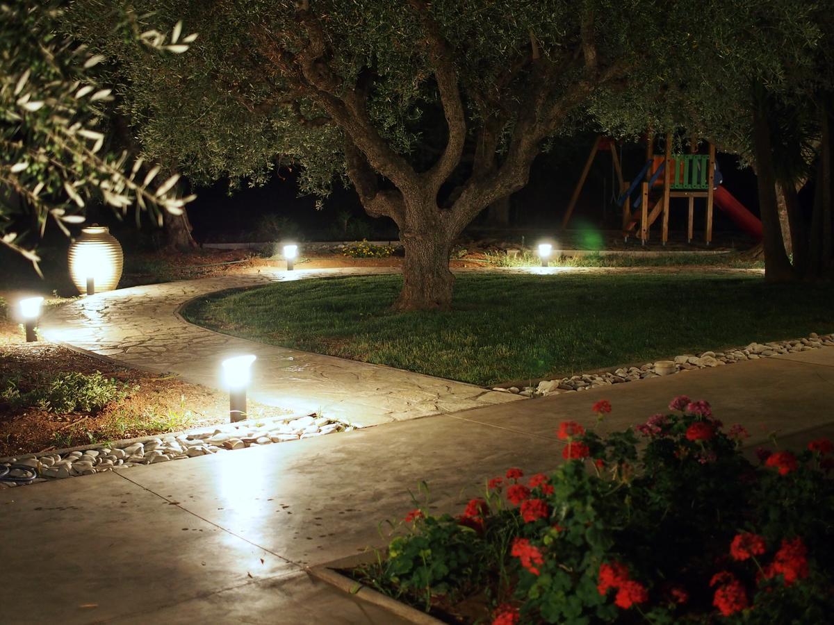 Lena Mare Aparthotel Chrani