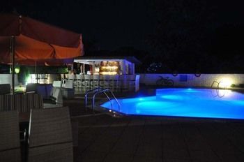 Hotel Sarti Plaza