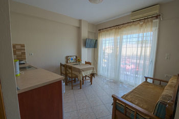 Lina Apartments