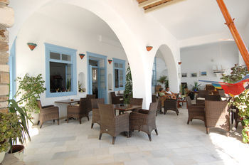 Mantalena Hotel