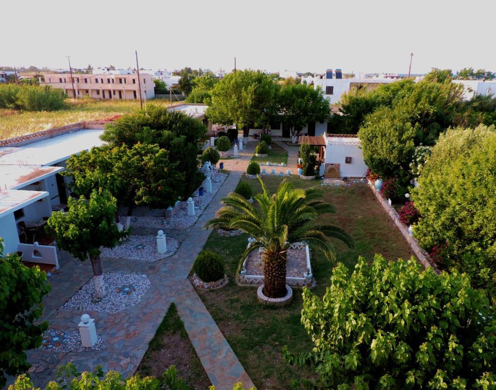 Aparthotel Skyros Avra Residences