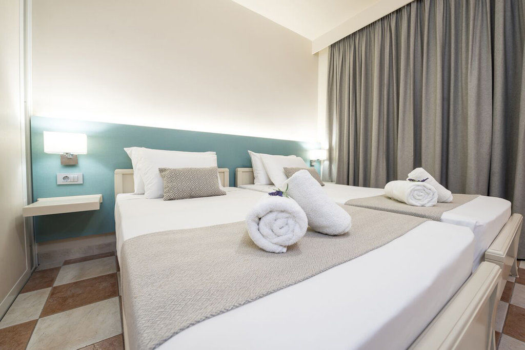 Ilios Hotel, Adults Only