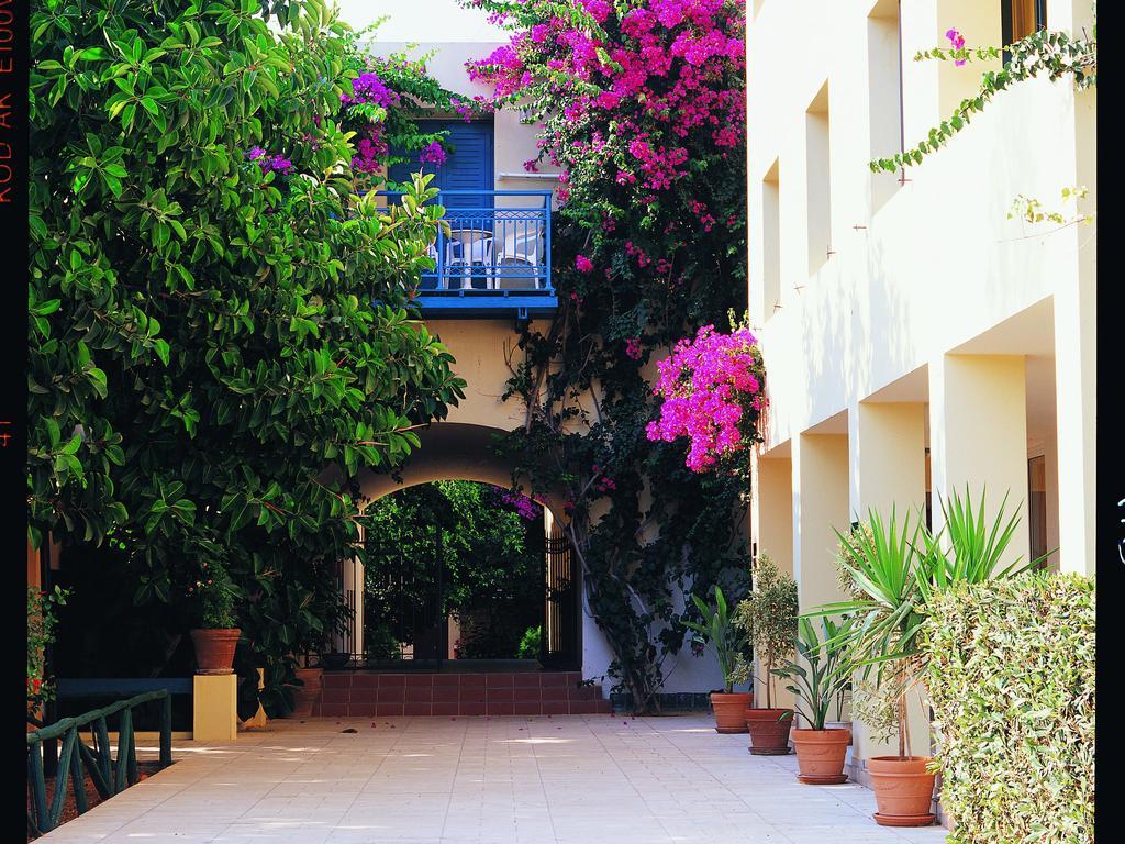 Castello Village Sissi (Crete)
