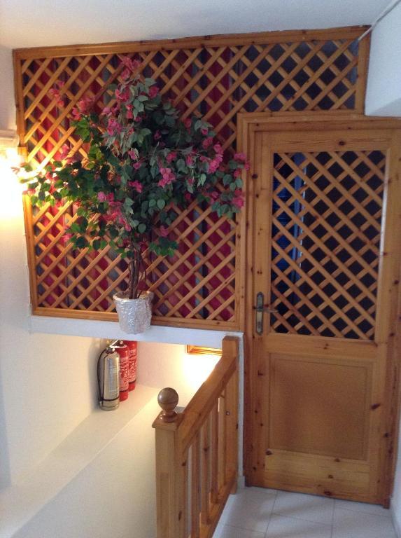 Seatincenter Rooms Guest house *