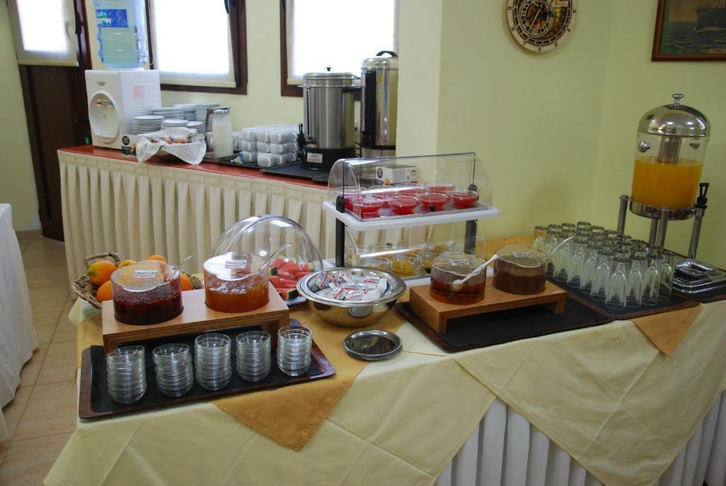Denise Hotel Skopelos Town