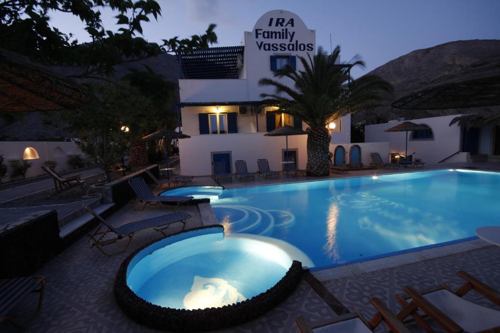 Apartment Family Vassalos Perissa (Santorini)