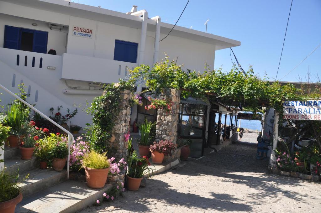 Paralia Guest house 2*