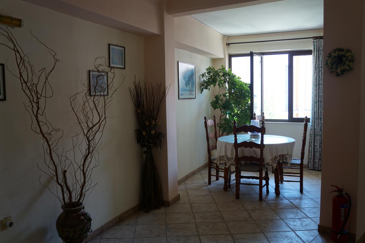 Hotel Lemonies