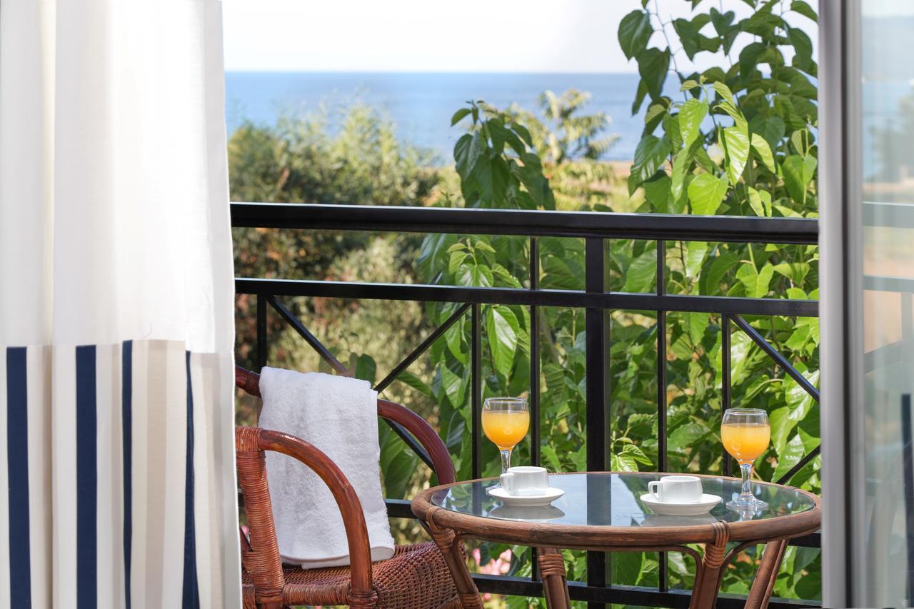 Iris 3* Monemvasia