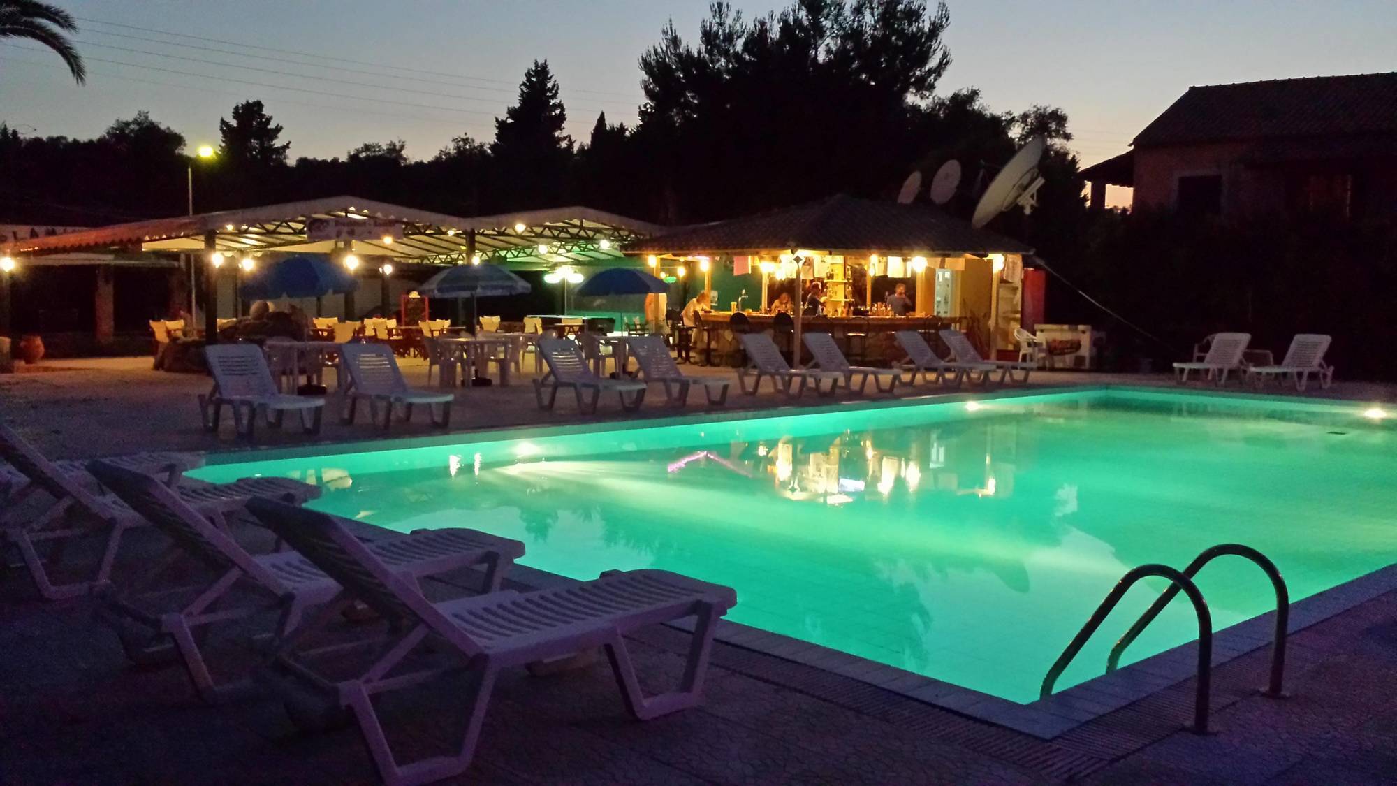 Guest house Nikolas Club Kavos
