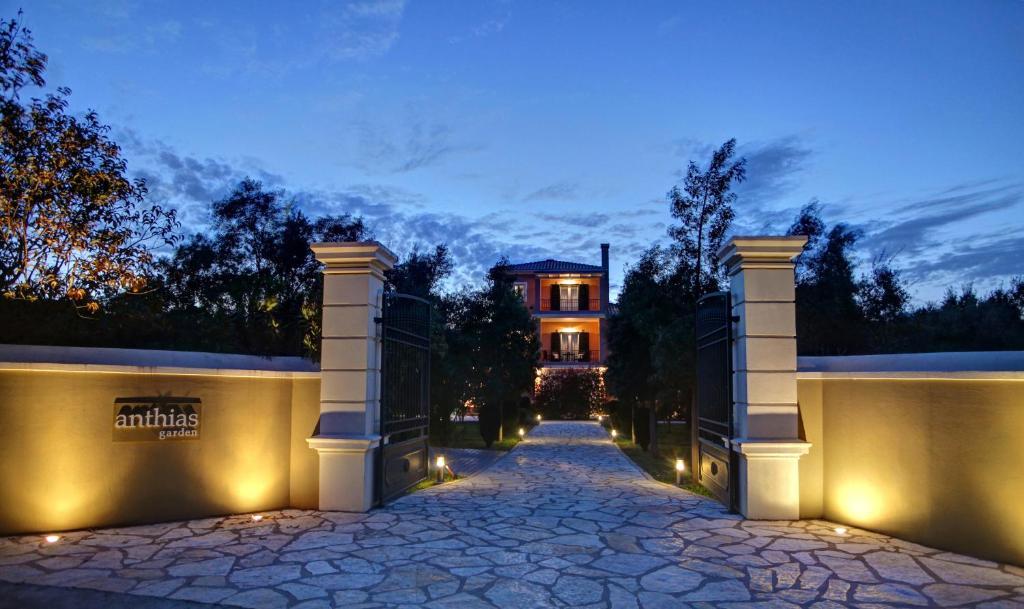 Anthias Garden Apartment