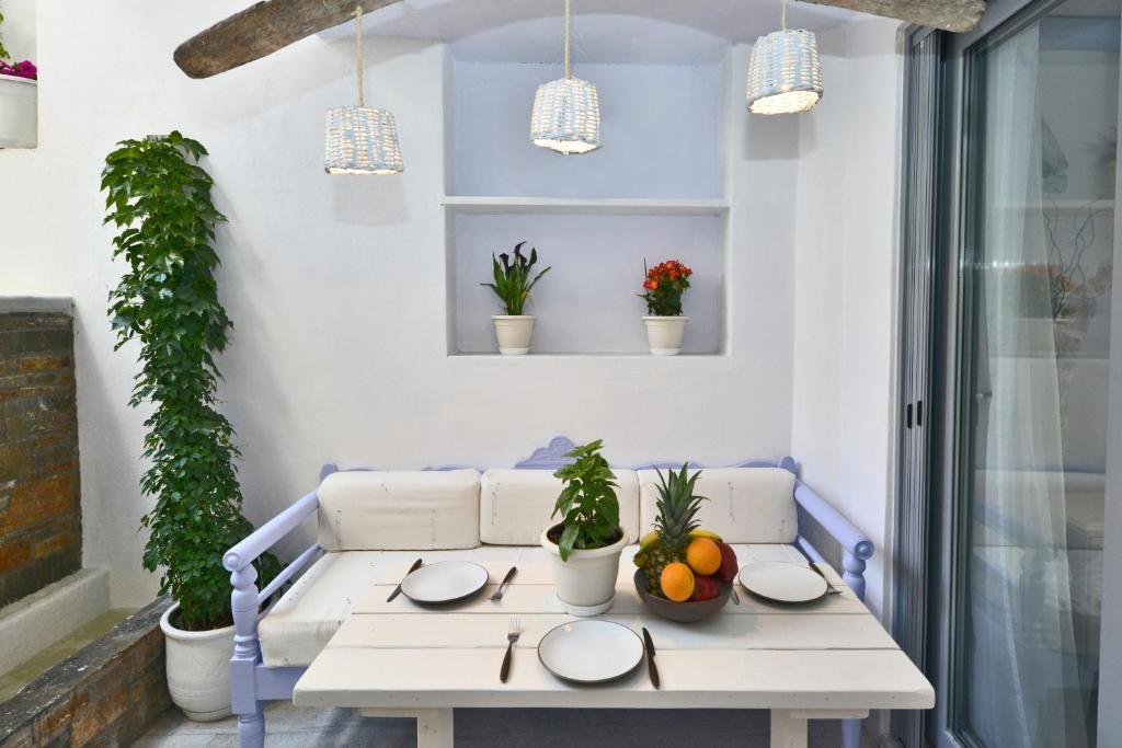 Santa Katerina & * Naxos City
