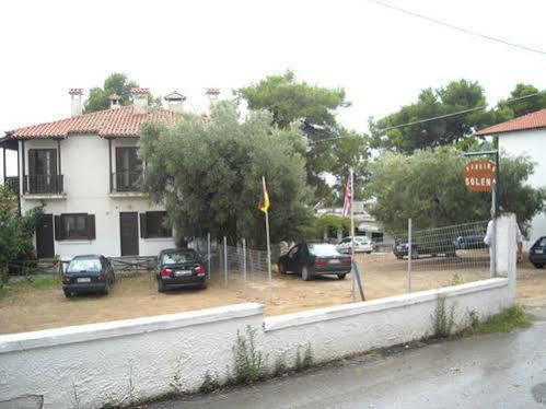 Loutra Village