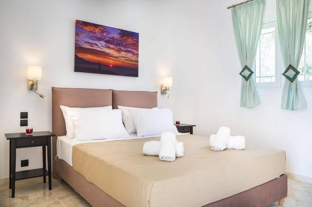 Cypress Garden Hotel 3*
