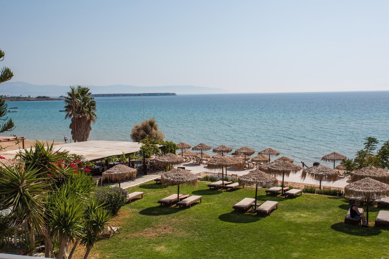Golden 3* Chrisi Akti (Paros)