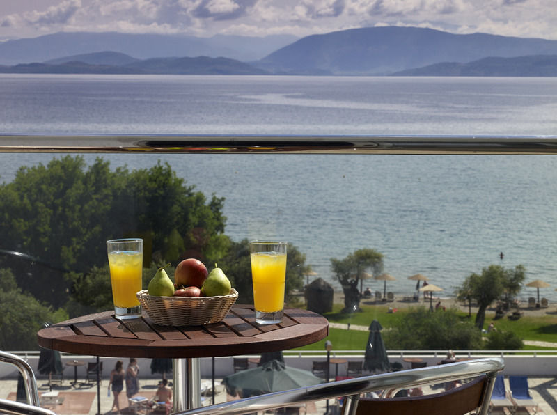 Dassia Chandris Hotel