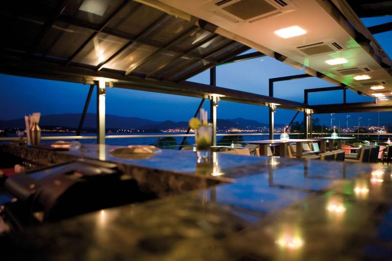 Domotel Xenia Hotel 5*